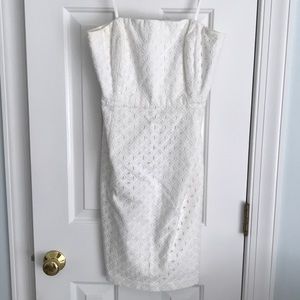 Vineyard Vines strapless white dress